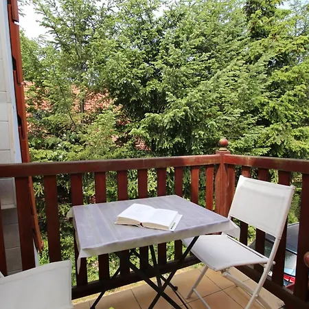Apartment 4 Rewal